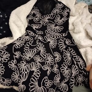 January 7 Black Lace Garment Kids M